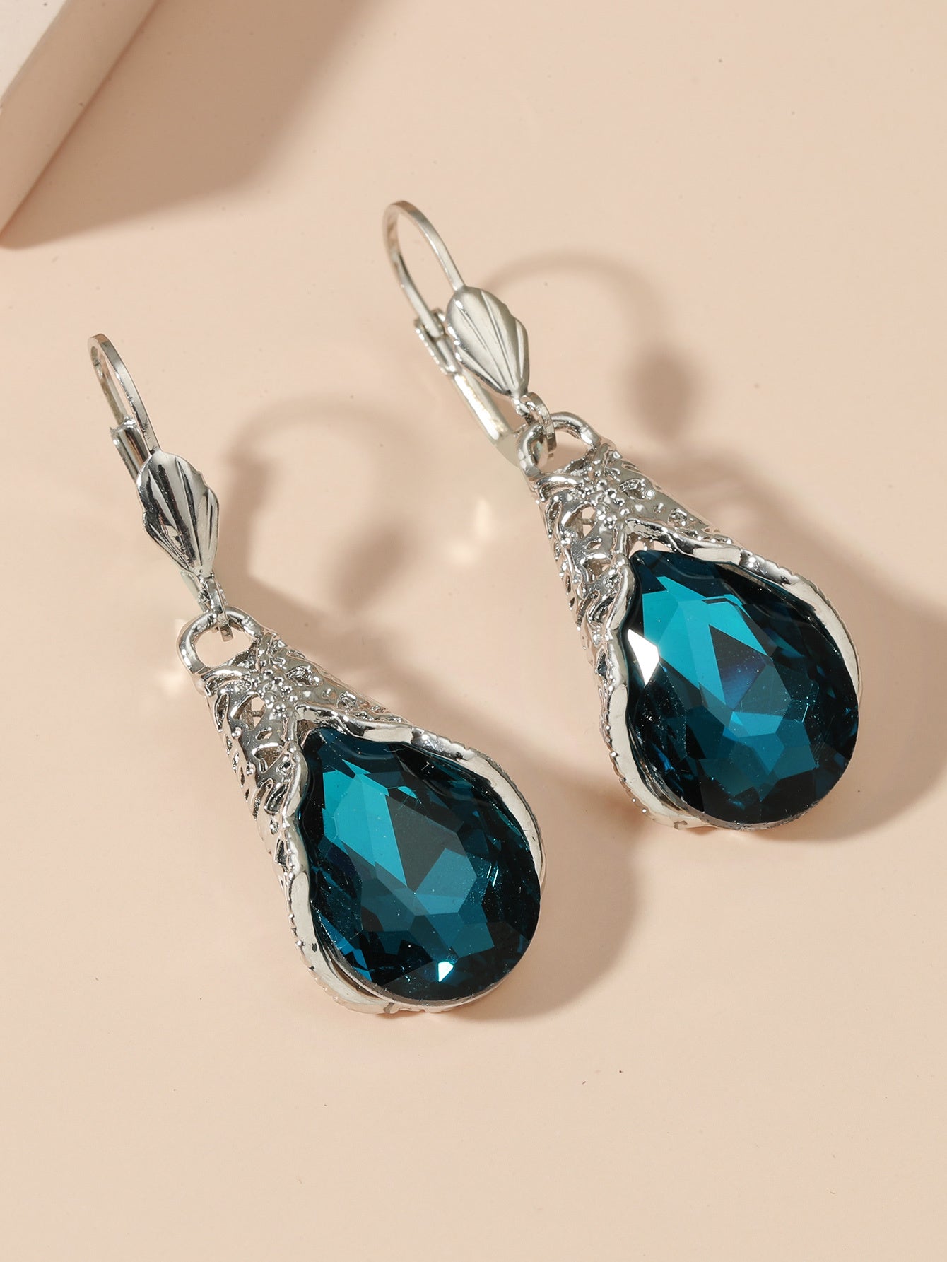 Water Drop Blue Retro Earring